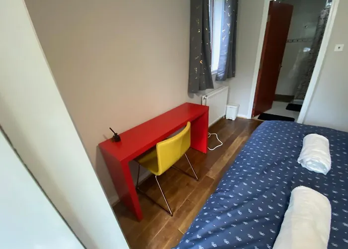 Stunning 2 Bedroom With Garden Sleep 6